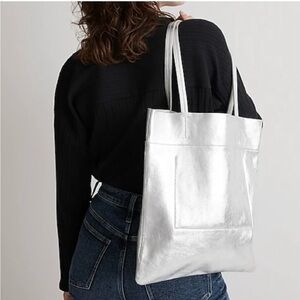 Madewell The Magazine Metallic Leather Tote Bag